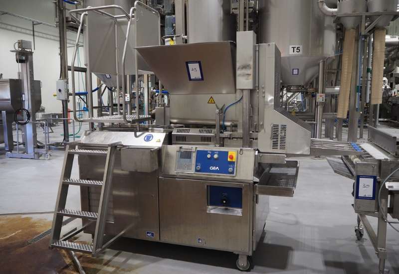 Sale of Milling Machines, Lathes, Machining Centres and Other Equipment