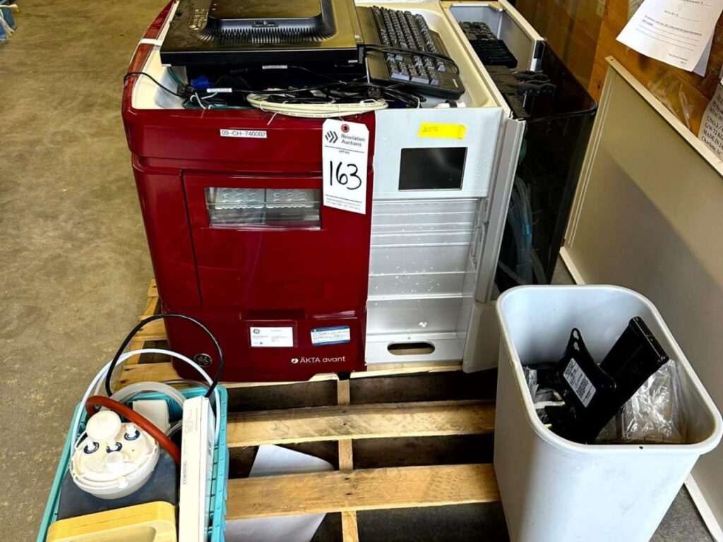 Laboratory Equipment from the Complete Liquidation of Blood Bank Facility