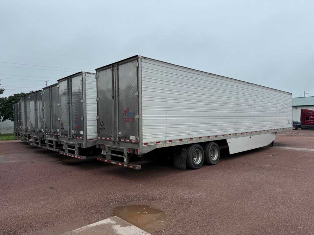 Late Model Refrigerated Trailers