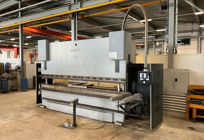 Sheet Metal Fabrication Equipment
