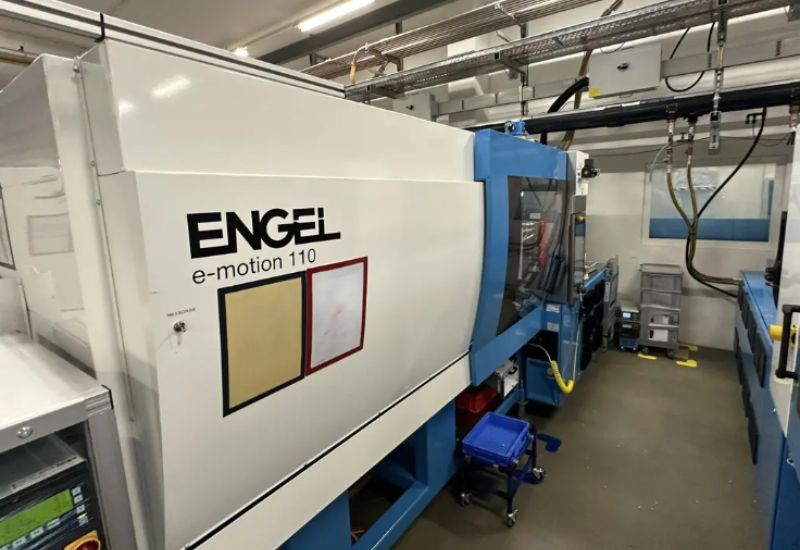 Injection Moulding and Measuring Equipment